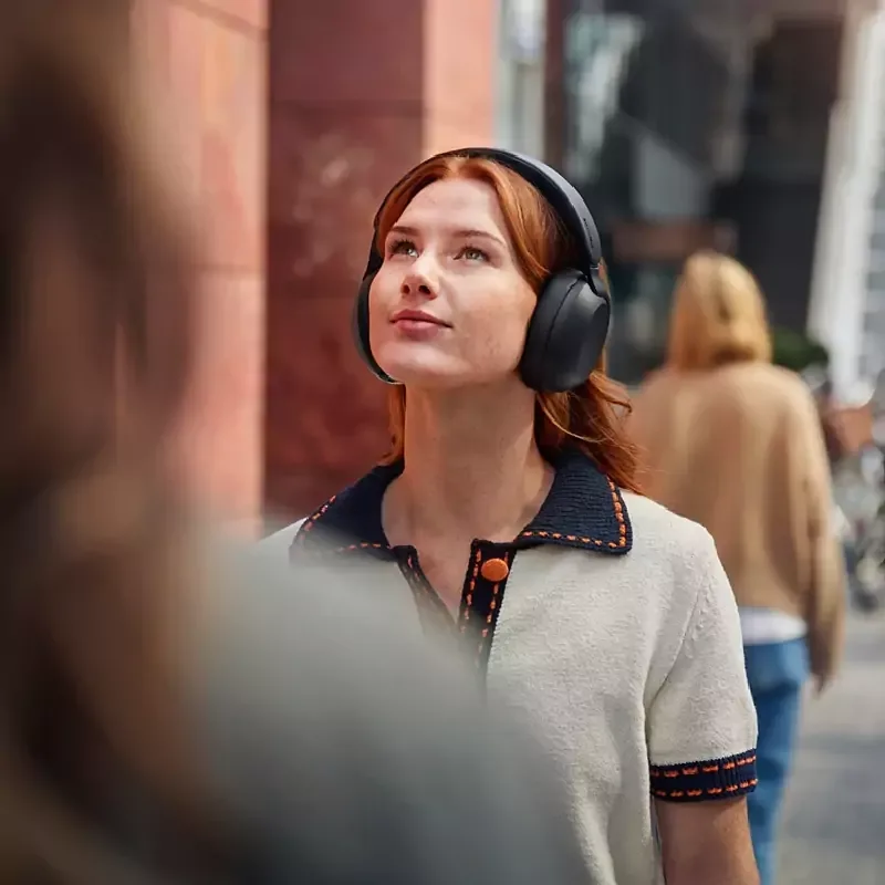 Philips Wireless OverEar Headphones, 70H Playtime, Noise Cancelling Pro, Natural Sound TAH8000BK/97