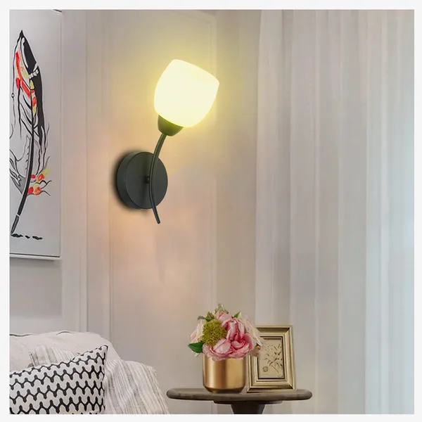 Tronic Modern Single Bulb Wall Light