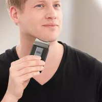 Wahl Cordless Travel Shaver, Classic Series with Flexible Single Foil System, Wet & Dry Operation 3615-1027