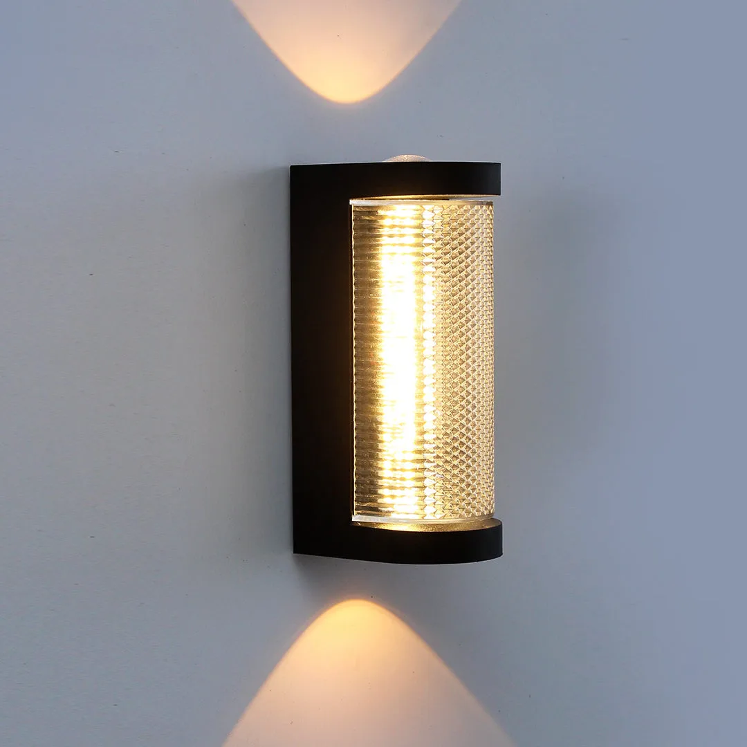 Tronic 8W LED Outdoor Wall Light - IP44 Warm White