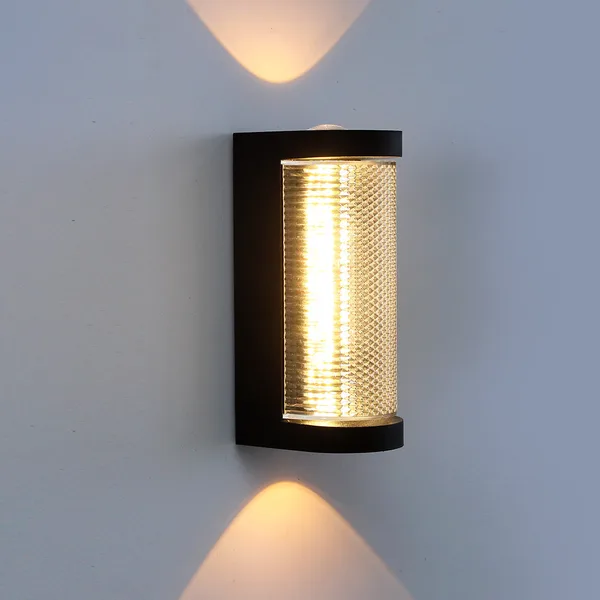 Tronic 8W LED Outdoor Wall Light - IP44 Warm White
