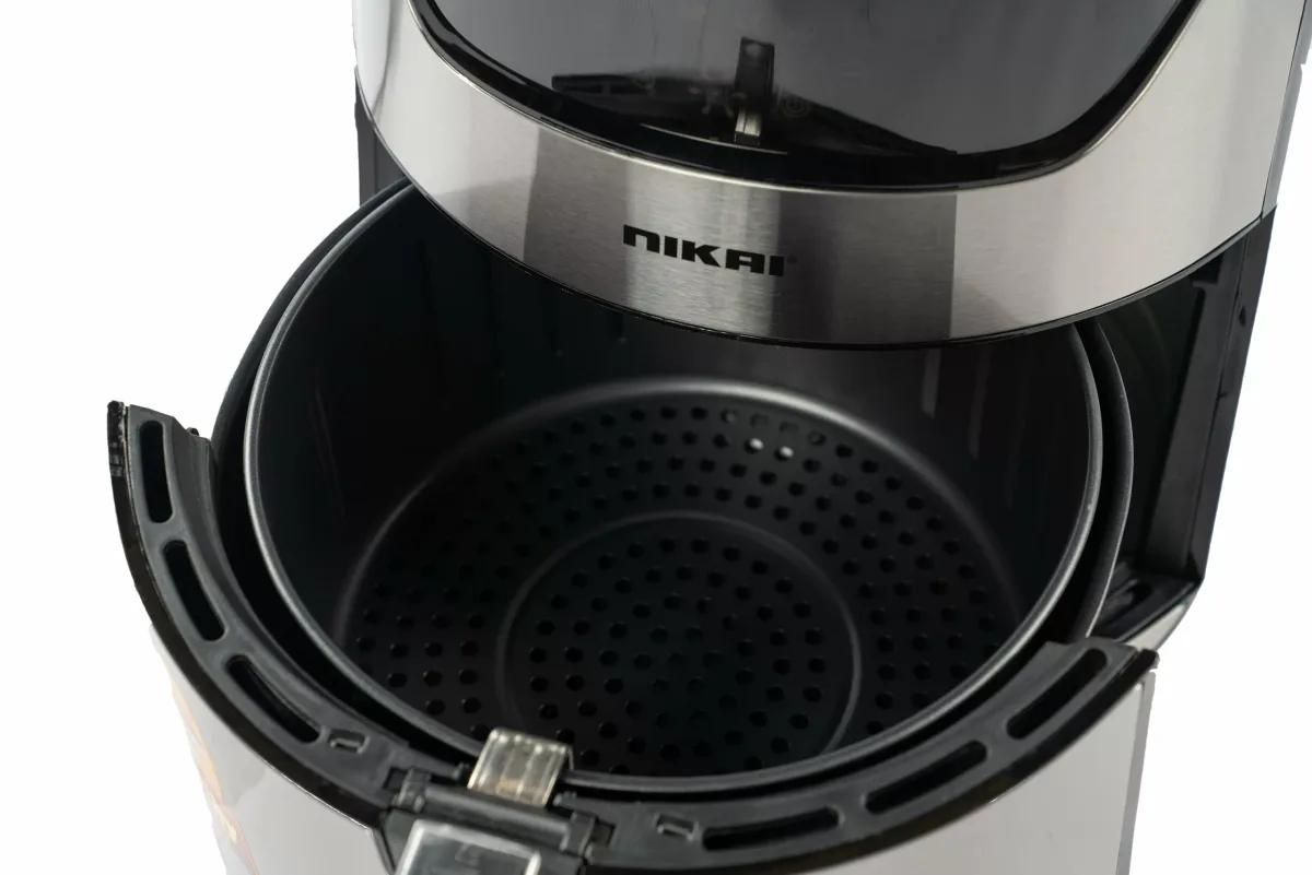 Nikai Airfryer 6L Digital 1800W NAF688DS 60 Mins Timer Detachable Frying Basket Operation Light Indicator