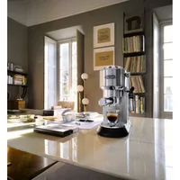 Delonghi Dedica Style Manual Barista Espresso Machine, Cappuccino, Milk Frother, Black EC685.BK