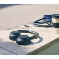 Sony Wireless Bluetooth Overhead Noise Cancelling Headphone 30 mm, Driver Unit, Smartphone Comptaible for Easy Handfree Caliing and Voice Assistamt Comands Mic, Cushioned Earpads WH-CH720N