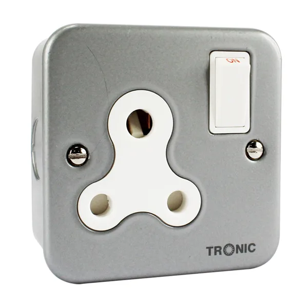Tronic Single Metal Clad Socket 15Amps