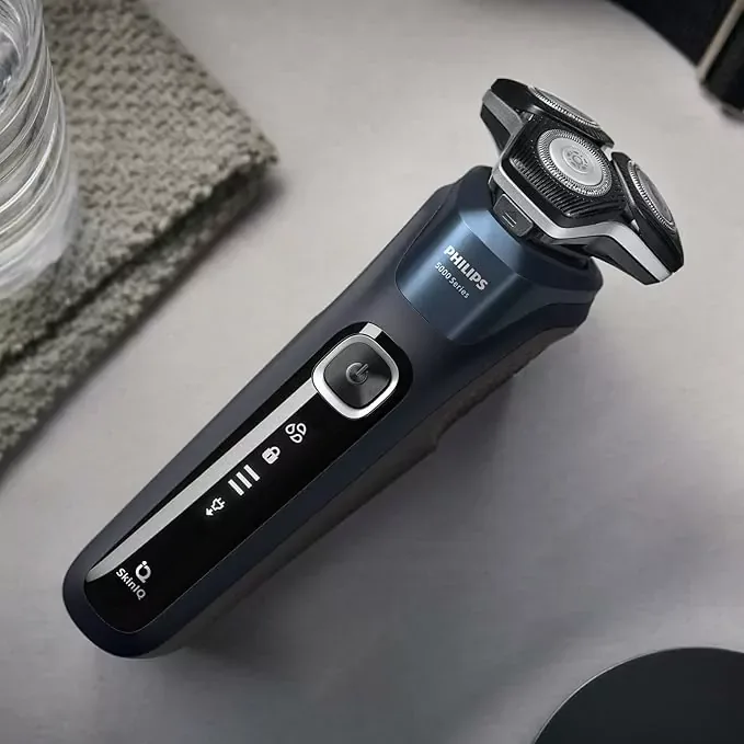 Philips Rechargable Touch Shaver Wet & Dry, SkinIQ Technology, Close-Cut and 360° Flex Shaving Heads, Li-ion Battery, 60min Run Time on 1hr Charge S5885