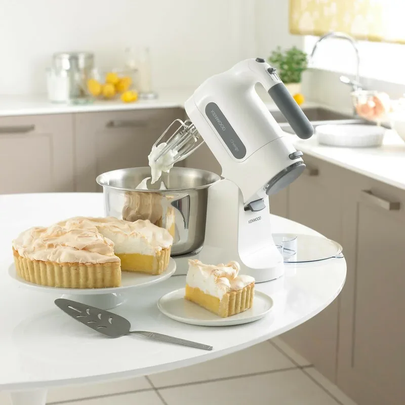 Kenwood Hand Mixer with Bowl 3L 350W 5 Speeds + Pulse 2 Attachments HM680