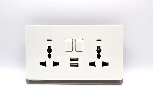Tronic Universal Twin Socket with USB