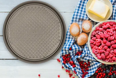 Tefal Baking Tray 27cm Easy Grip Springform Nonstick Inner and Outside Coating J1626345 - Carbon Steel Material Large Handles Easy Release