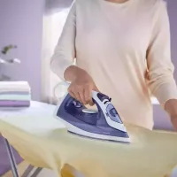 Philips Steam Iron Easy Speed 2000W 220ml, Steam Boost up to 100g, Calc Clean Slider, Ceramic Soleplate, Drip Stop GC1752