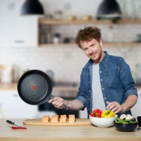 Tefal Unlimited Frypan 20cm Nonstick Induction G2550243 aluminium material with heat indicator dishwasher safe and pfoa safe