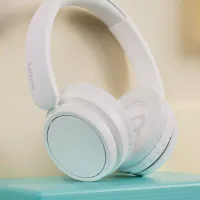Philips Wireless OverEar Headphones, 65H Playtime, Foldable, Natural Sound, Dynamic Bass TAH5209WT/97